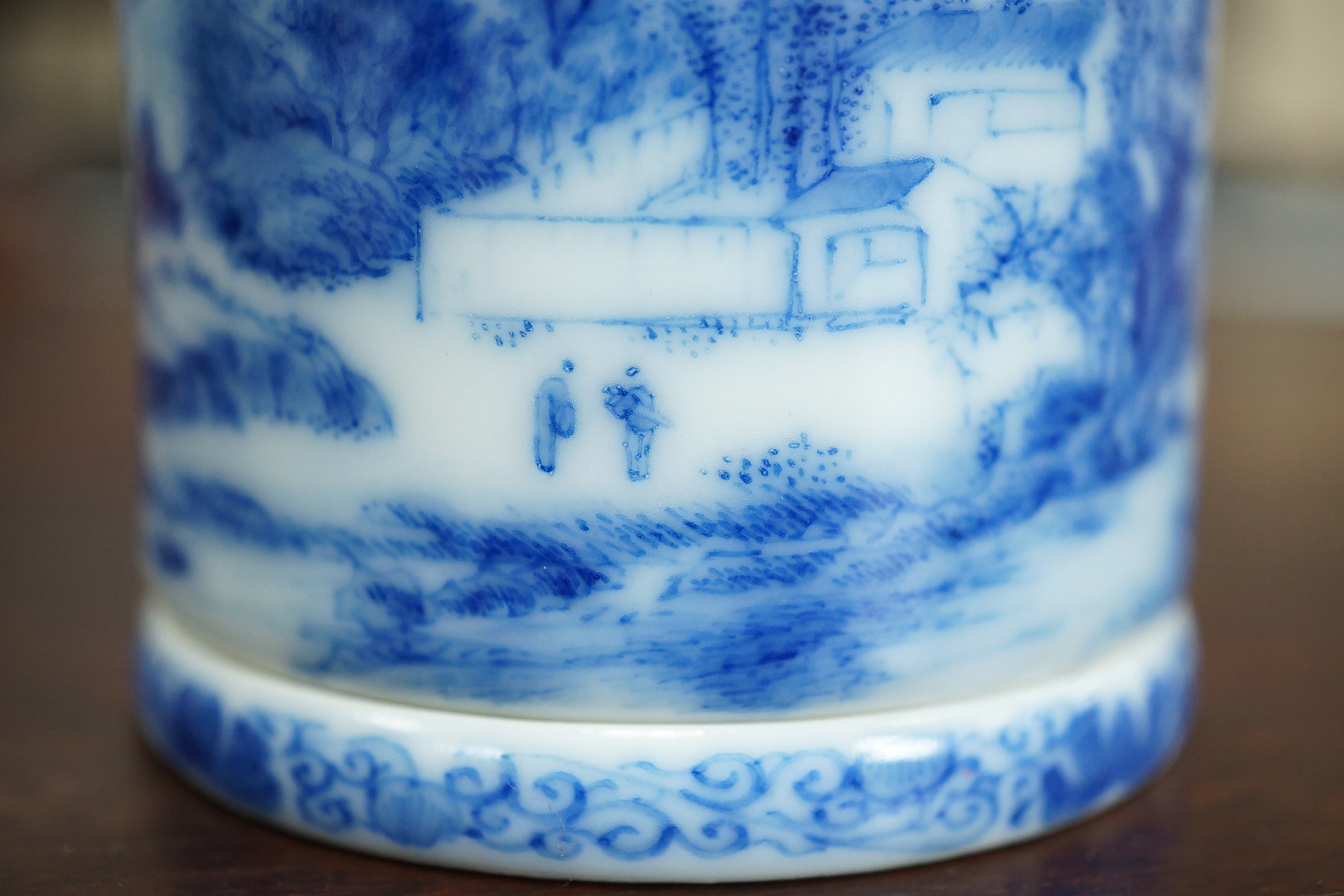 A Chinese blue and white container, Yongzheng seal mark, Republic period